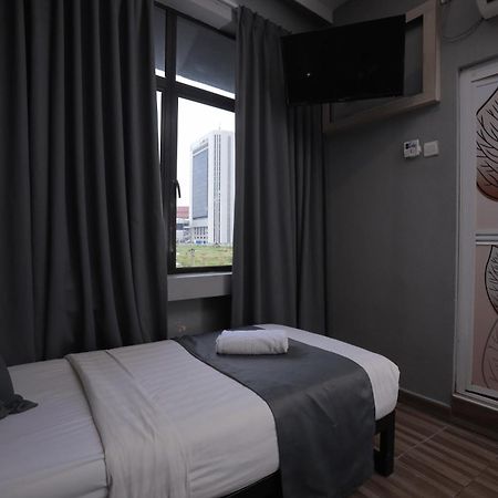 DJ Citi Inn Premier Kuala Terengganu Exterior foto
