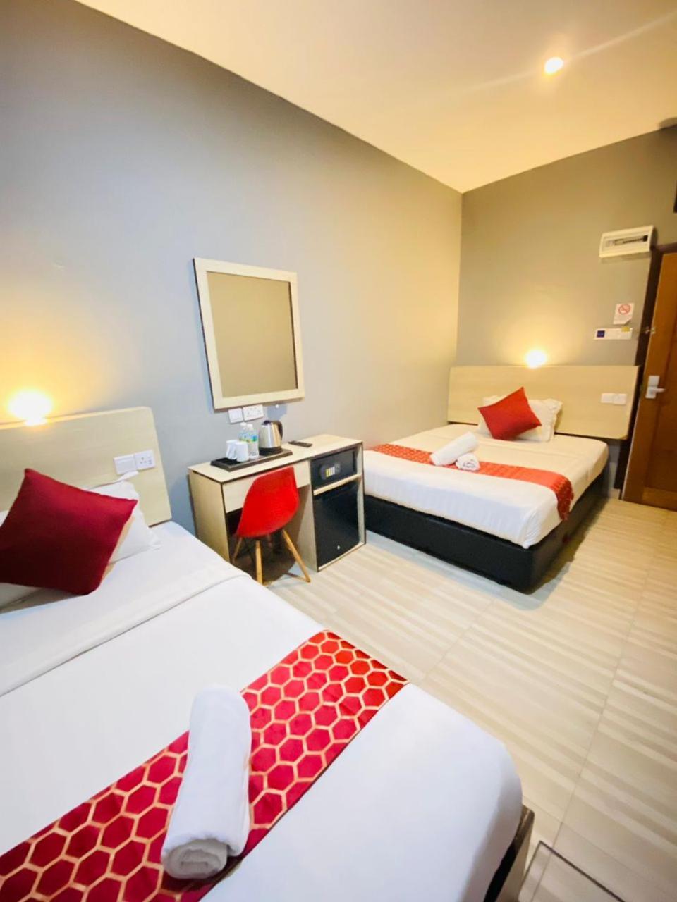 DJ Citi Inn Premier Kuala Terengganu Exterior foto